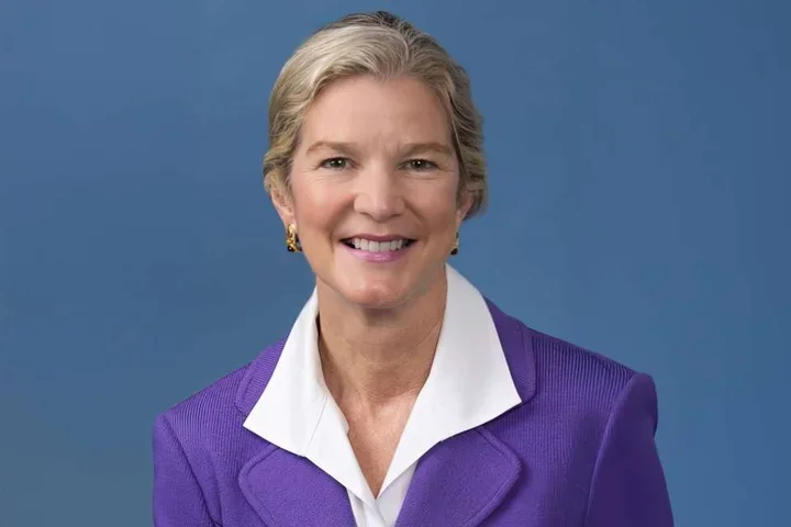 A headshot of Dr. Elmore 